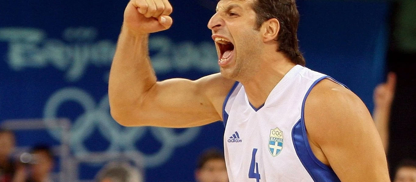 To δώρο του Θ. Παπαλουκά στον Β. Σπανούλη για το έκτο παιδί (φωτο)